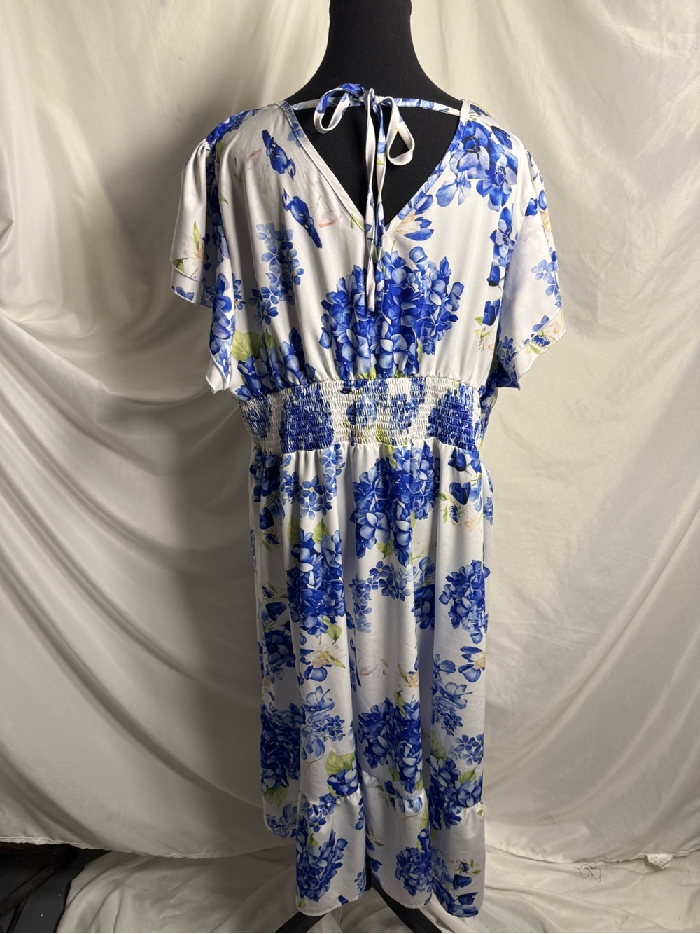 229) Blue & White Floral Smocked Midi Dress | Flutter Sleeve Cottagecore - Picture 9 of 10